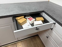 Showroomkeuken met pelgrim apparatuur - afbeelding 27 van  27