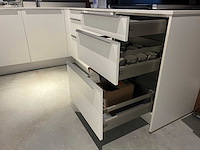 Showroomkeuken met siemens apparatuur - afbeelding 18 van  21