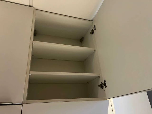Showroomkeuken met siemens apparatuur - afbeelding 13 van  21