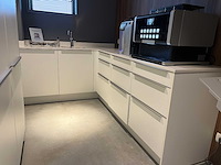 Showroomkeuken met siemens apparatuur - afbeelding 9 van  15