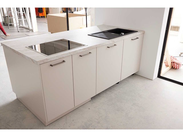 Showroomkeuken schüller collectie 2026 - afbeelding 5 van  16