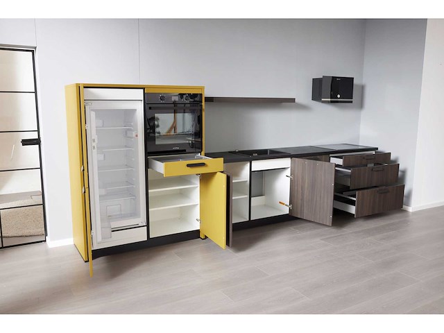 Showroomkeuken schüller collectie 2026 - afbeelding 5 van  13