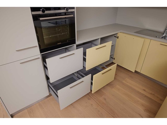 Showroomkeuken schüller collectie 2026 - afbeelding 16 van  18