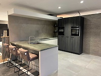 (showroom)keukens, keukenapparatuur, keuken- en woonaccessoires