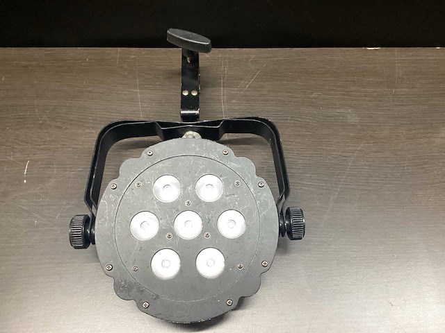 Showtec - compact par 7-3 - par-spots (3x) - afbeelding 5 van  6