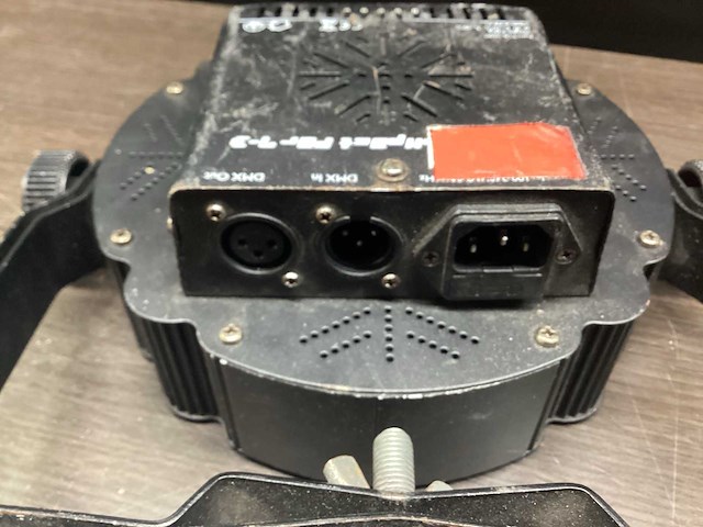 Showtec - compact par 7-3 - par-spots (3x) - afbeelding 6 van  6