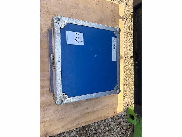 Showtec - derby - various light equipment - afbeelding 3 van  3