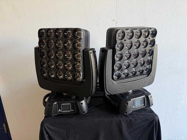 Showtec - infinity im-2515 - led moving heads (4x) - afbeelding 3 van  3