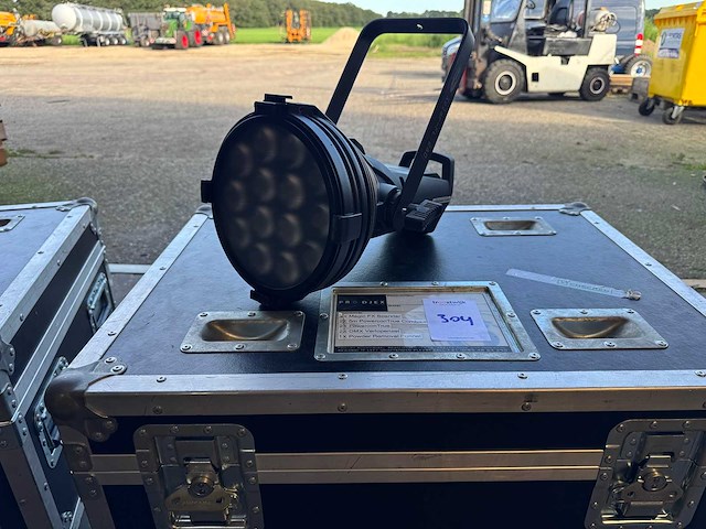 Showtec - solar fl 280 led-spotlight - spotlight - afbeelding 1 van  4