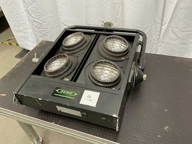 Showtec active 4-light blinder (5x) - afbeelding 1 van  5