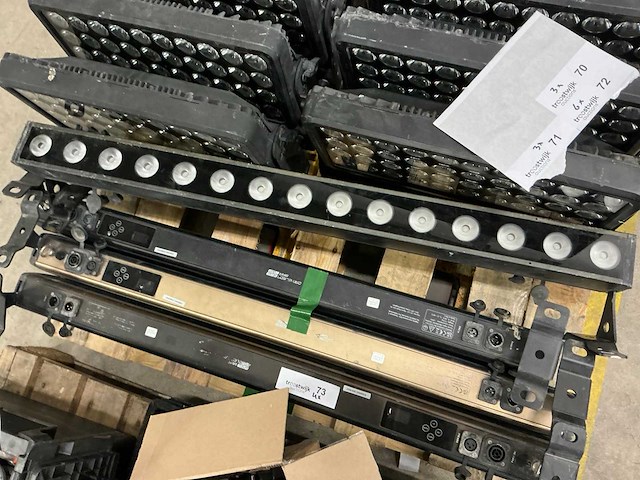 Showtec cameleon bar 15 q6 led bar - afbeelding 2 van  4