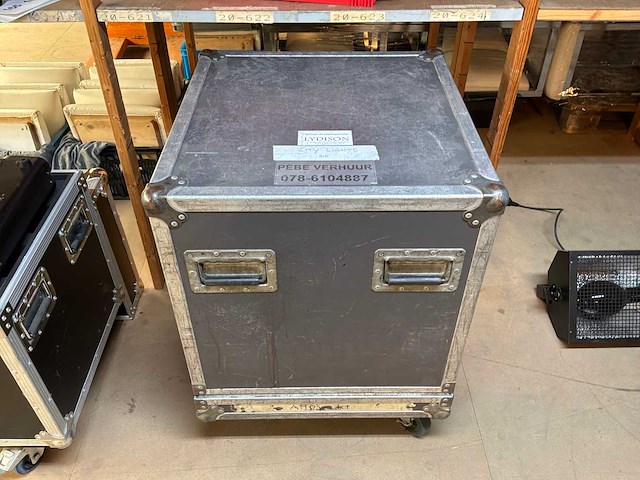 Showtec city painter 250 rgb colourchanger (2x) - afbeelding 6 van  6