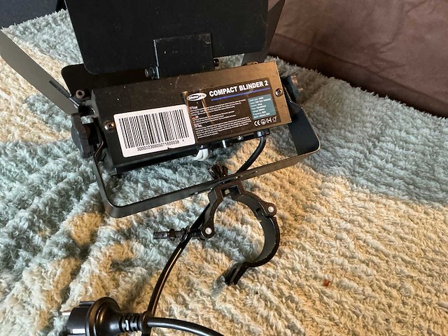 Showtec compact blinder 2 (4x) - afbeelding 4 van  5