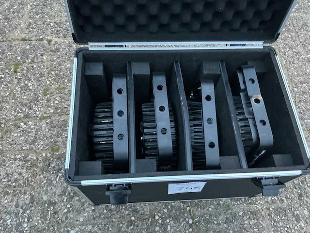 Showtec dataflash stroboscoop spotlight (4x) - afbeelding 5 van  5