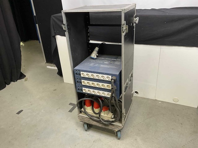 Showtec dimmerpack (3x) - afbeelding 1 van  8