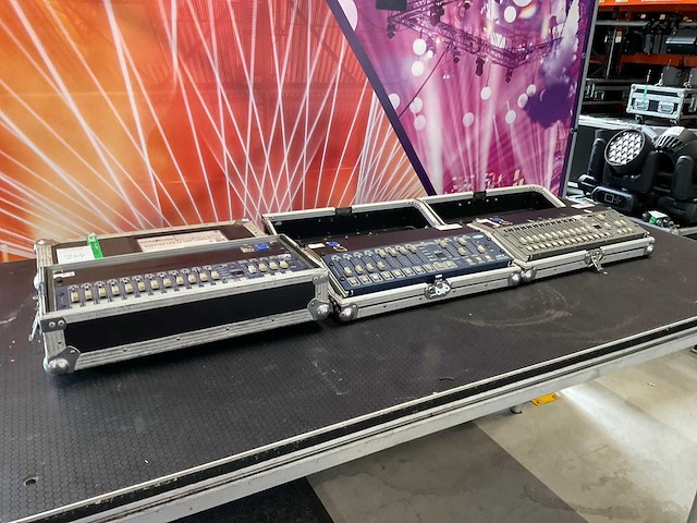 Showtec dmx controller (3x) - afbeelding 1 van  7