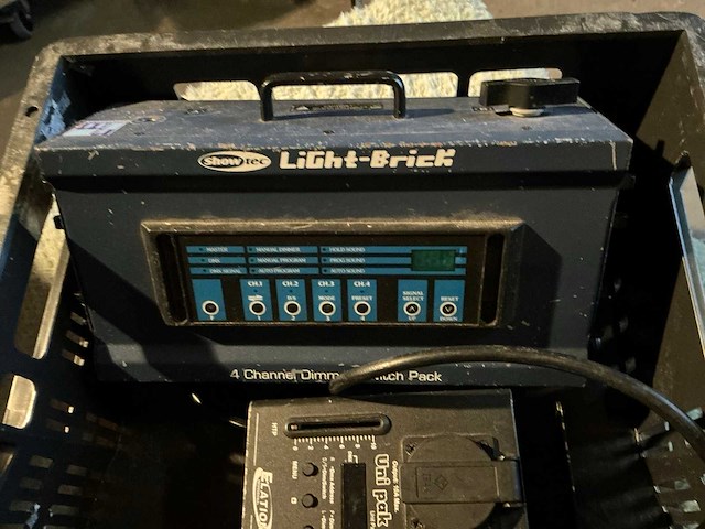 Showtec / elation dimmerpack (5x) - afbeelding 4 van  6