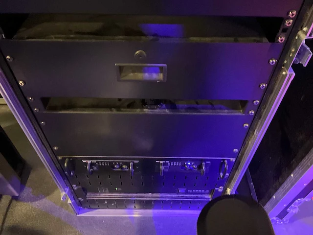 Showtec geluidsinstallatie met verlichting - afbeelding 1 van  6