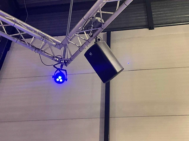 Showtec geluidsinstallatie met verlichting - afbeelding 5 van  6