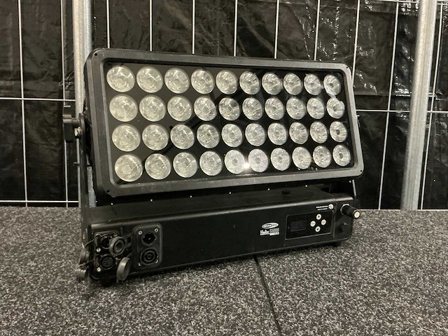 Showtec helix s5000 led washer (3x) - afbeelding 1 van  6
