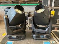 Showtec infinity furion s401 led-moving head (2x) - afbeelding 1 van  2