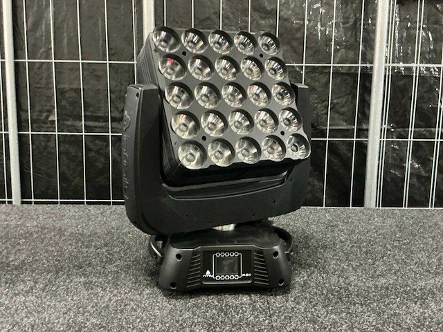 Showtec infinity im2515 led-moving head (2x) - afbeelding 1 van  8