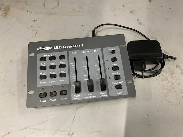 Showtec led operator 1 lichtmengtafel - afbeelding 1 van  2