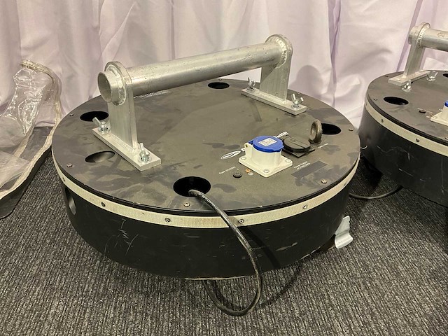 Showtec outdoor dome (6x) - afbeelding 1 van  5