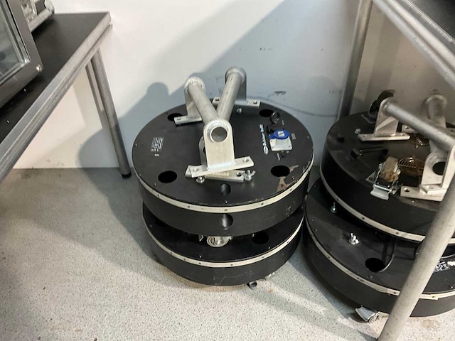 Showtec outdoor dome (6x) - afbeelding 4 van  5