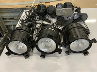 Showtec p56-90 rgb spotlight en projectors (10x) - afbeelding 1 van  3