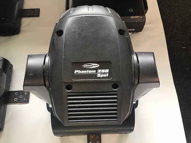 Showtec phantom 250 wash moving head (4x) - afbeelding 3 van  9