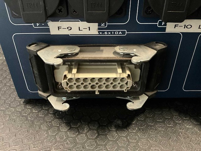 Showtec psa-3212-m power 400v - afbeelding 3 van  5