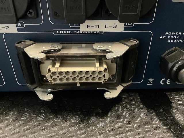 Showtec psa-3212-m power 400v - afbeelding 7 van  9