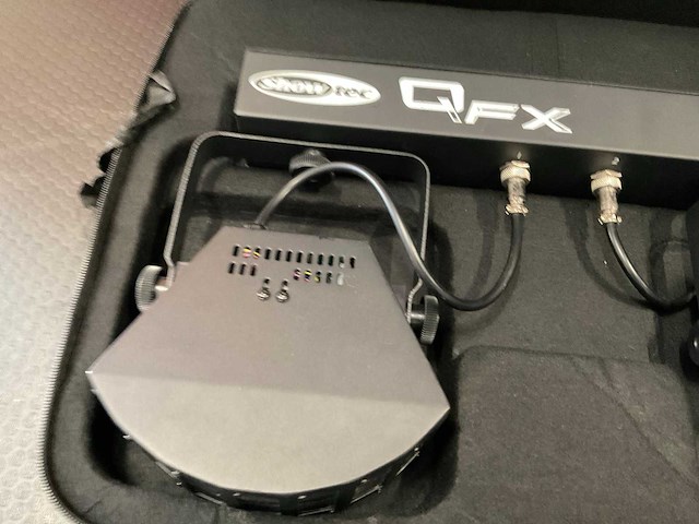 Showtec qfx led-par (2x) - afbeelding 6 van  9