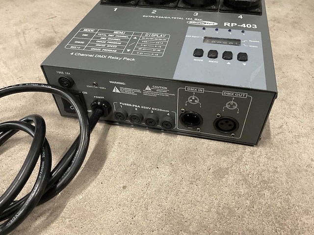 Showtec rp-403 4-kanaals dmx relay pack - afbeelding 2 van  2