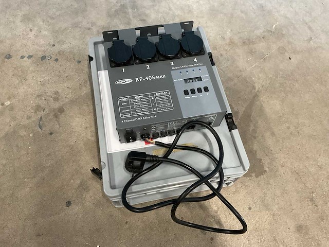 Showtec rp-405 mkii 4-kanaals switchpack - afbeelding 1 van  2