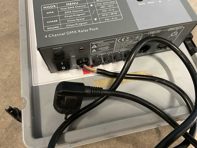Showtec rp-405 mkii 4-kanaals switchpack - afbeelding 2 van  2