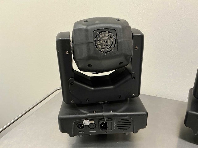 Showtec shark wash one led-moving head (2x) - afbeelding 15 van  20