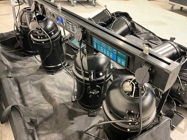 Showtec sliding showbar 4 t-balk (2x) - afbeelding 6 van  7