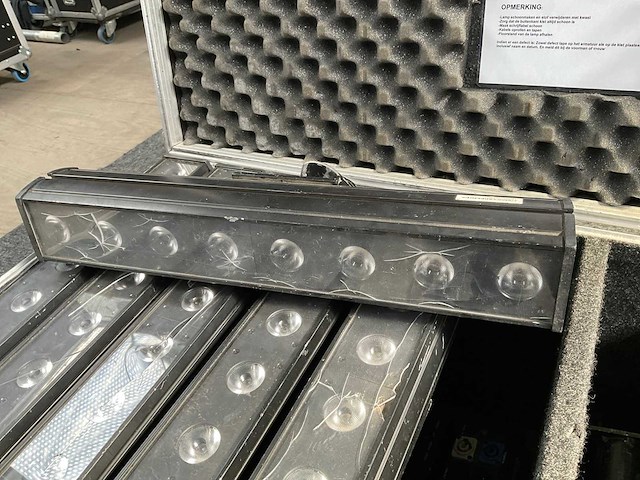 Showtec spectral 650 spotlight (12x) - afbeelding 1 van  10