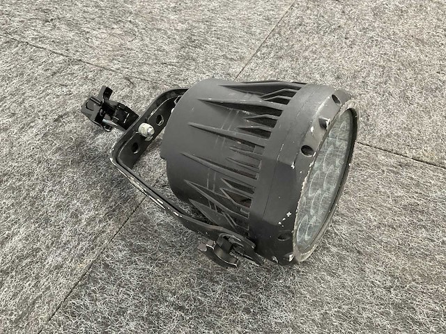 Showtec spectral m800 spotlight (3x) - afbeelding 2 van  6