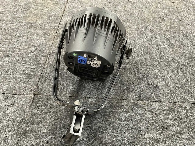 Showtec spectral m800 spotlight (3x) - afbeelding 3 van  6