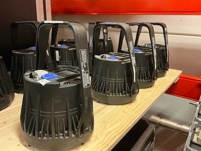 Showtec spectral m800mk2 led spot (4x) - afbeelding 6 van  6