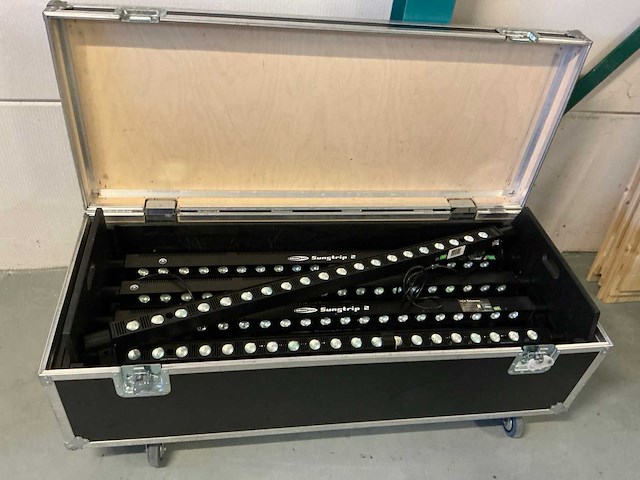 Showtec suntrip spotlight (9x) - afbeelding 5 van  6