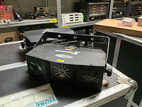 Showtec xterminator lichteffect (2x) - afbeelding 1 van  3