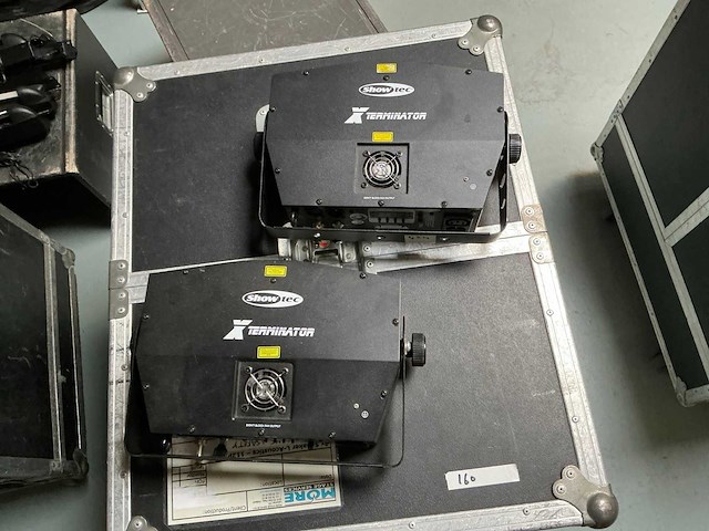 Showtec xterminator lichteffect (2x) - afbeelding 2 van  3