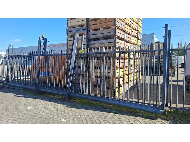 Shuifhek, zwart - afbeelding 1 van  8