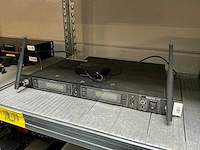 Shure - wireless transmitter - afbeelding 1 van  4