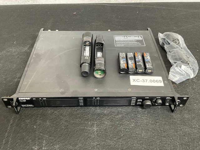 Shure axt 400 / axt200 microfoon ontvanger set - afbeelding 2 van  4