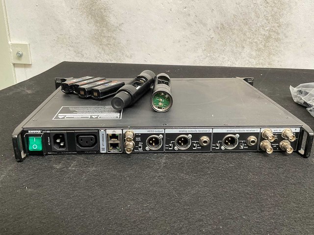 Shure axt 400 / axt200 microfoon ontvanger set - afbeelding 4 van  4